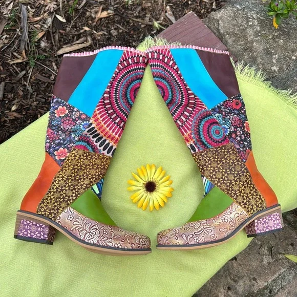 π©· Made in Spain; Super Unique and Brand New! Vegan Leather Colorful Boots 9/40! - Picture 1 of 15